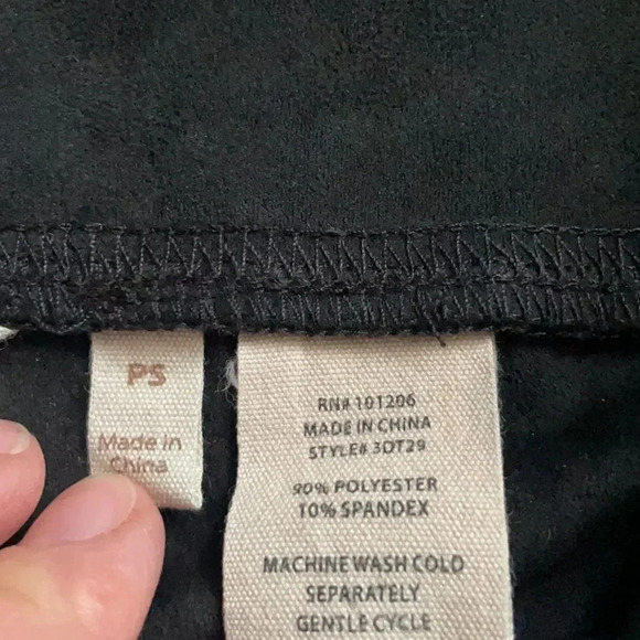 Soft Surroundings faux suede black leggings, high rise. Women’s size S petite - Picture 5 of 12